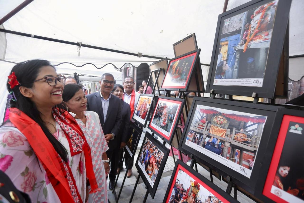 राष्ट्रिय फोटो पत्रकार समूहद्वारा इन्द्रजात्रा विशेष फोटो प्रदर्शनी सुरु